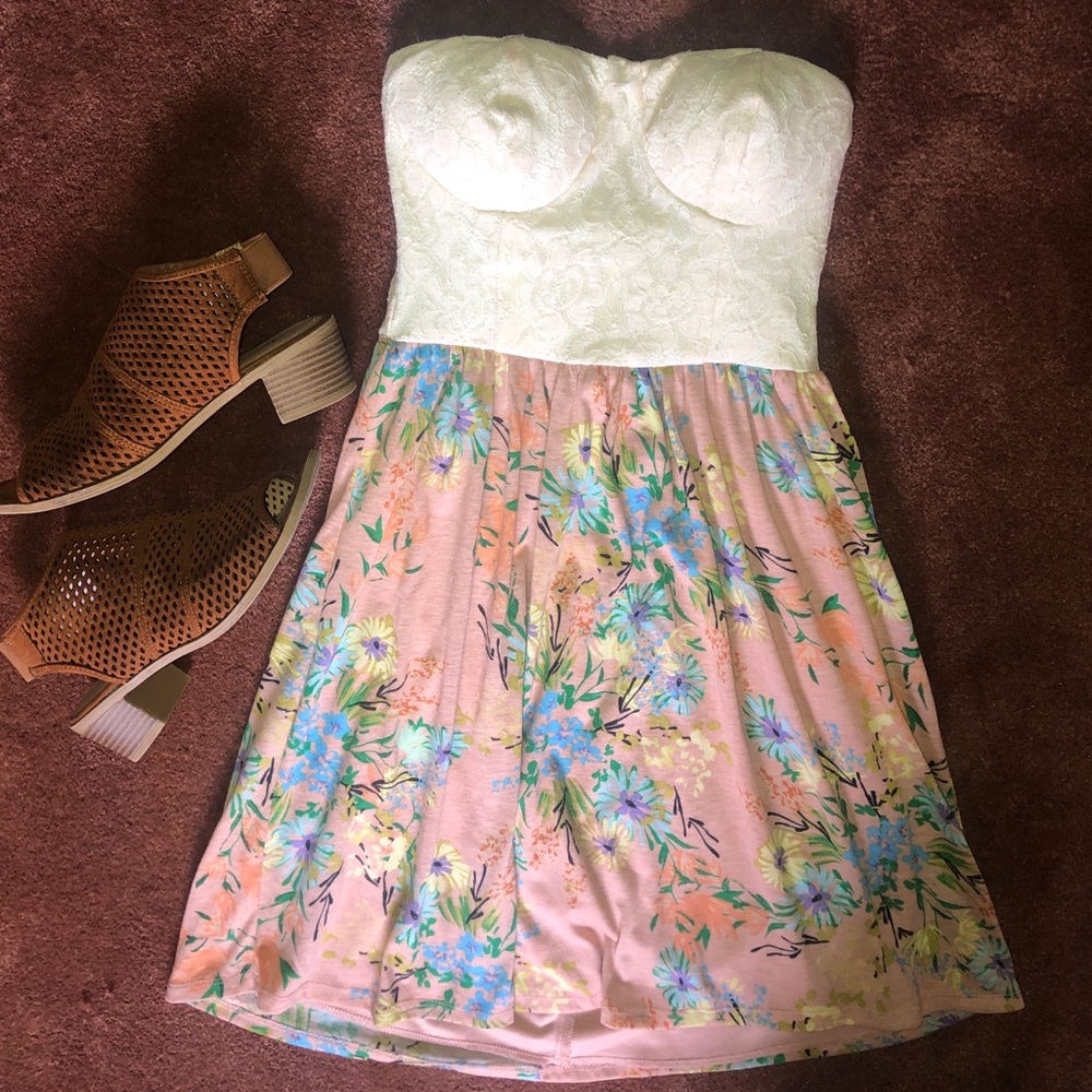 Charlotte Russe lace and floral dress XS
